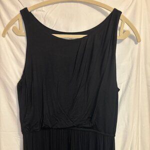 LOFT Black flowing Maxi dress - NWT - Size MP